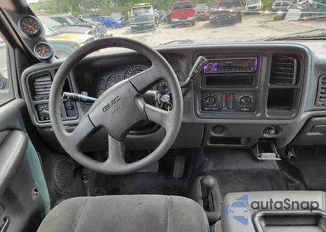 2003 GMC Sierra 2500Hd из США, поврежденный, VIN 1GTHK23103F130049